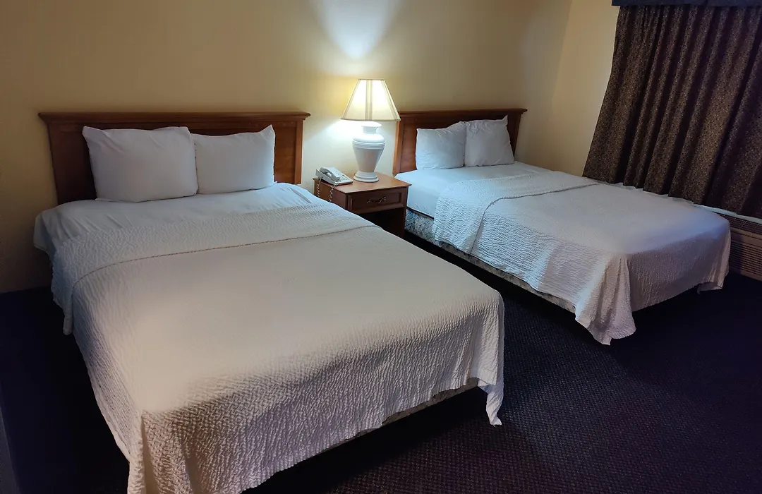 Days Inn By Wyndham Stockton-1