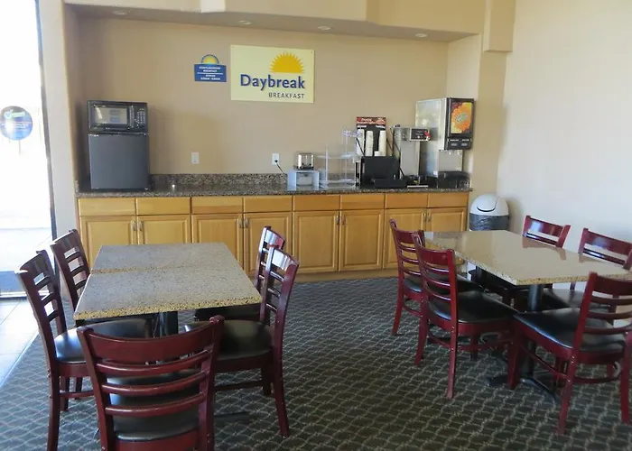 Motel: American Inn Stockton